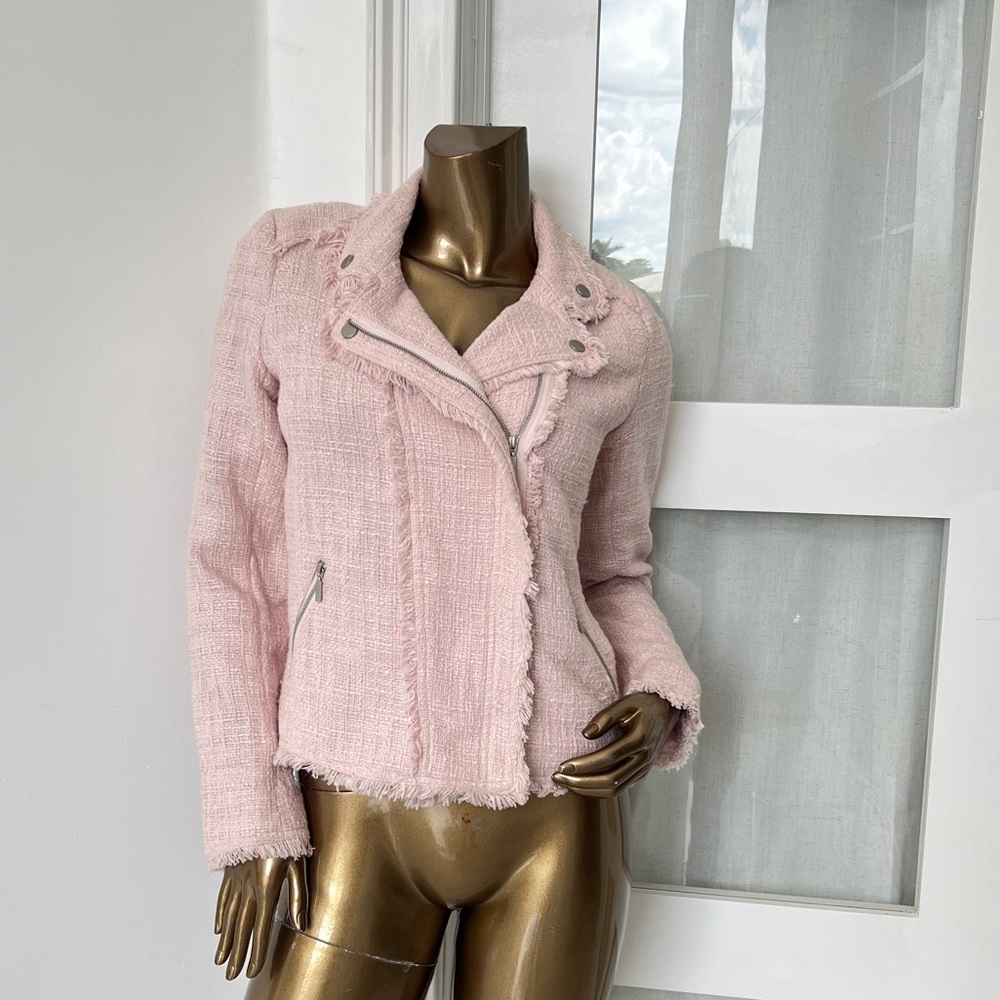 Brand New Elegant Pink Tweed Blazer! - Picture 2 of 4